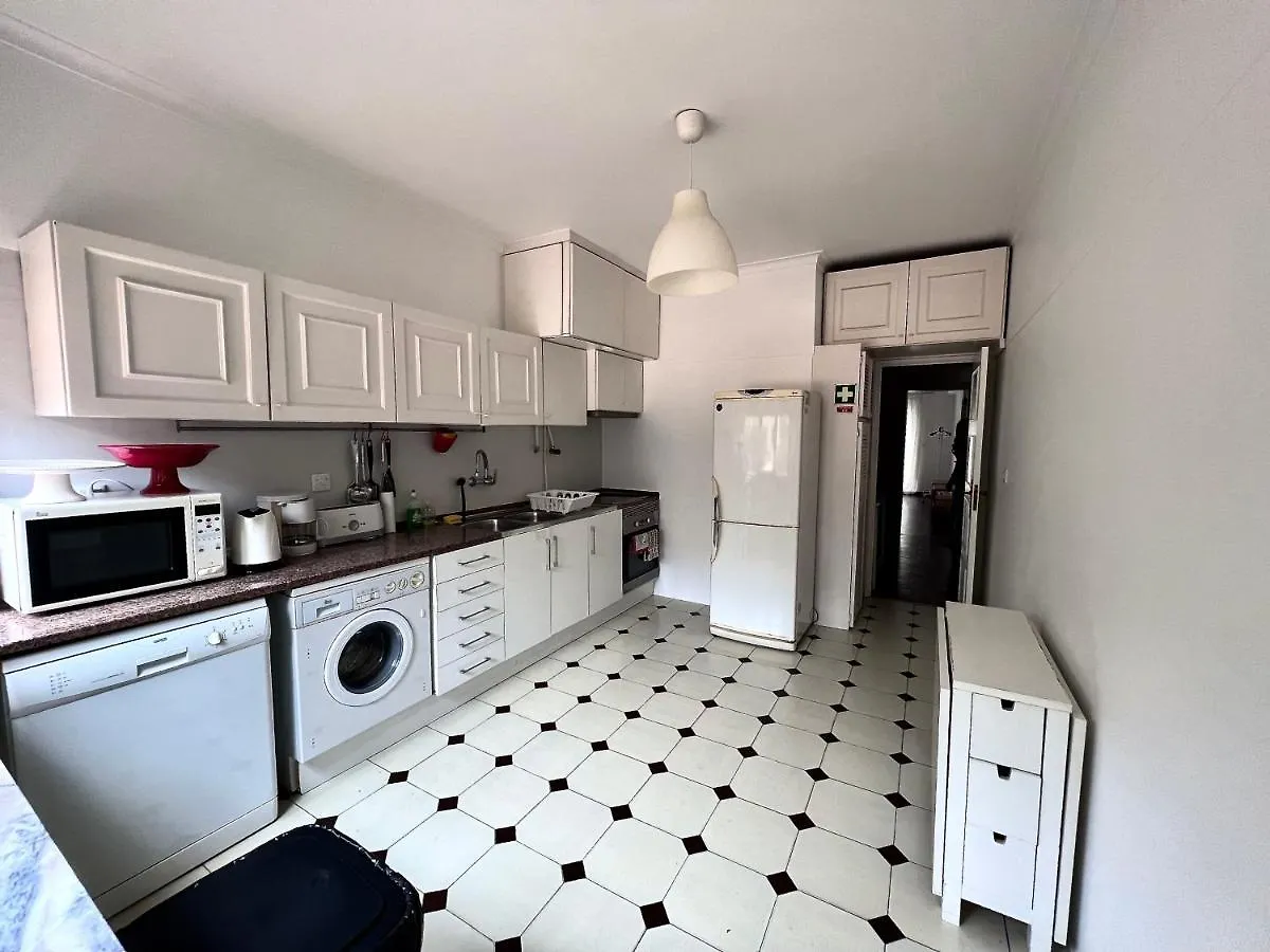 Flores Terrace Apartment Lisbon